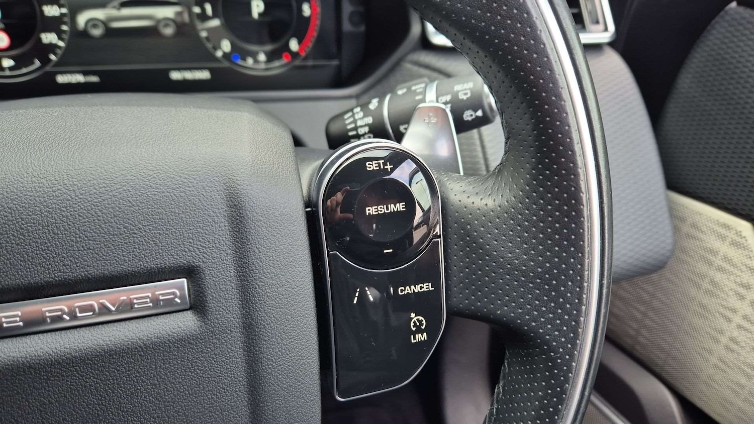 Used Land Rover Range Rover Velar 2020 for sale - 76459830: Photo 31