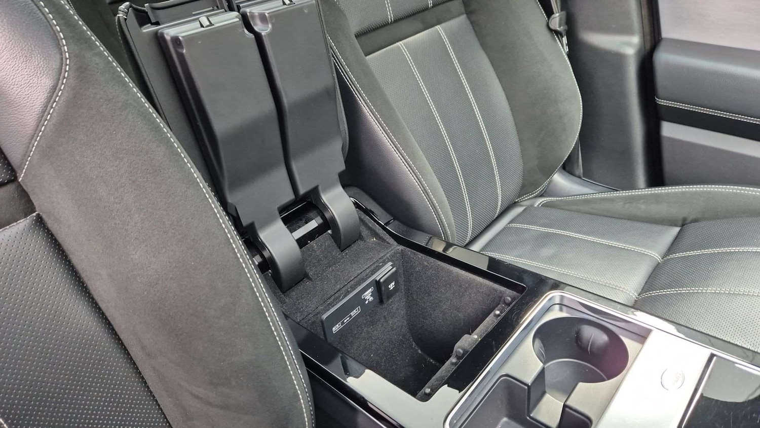 Used Land Rover Range Rover Velar 2020 for sale - 76459830: Photo 33