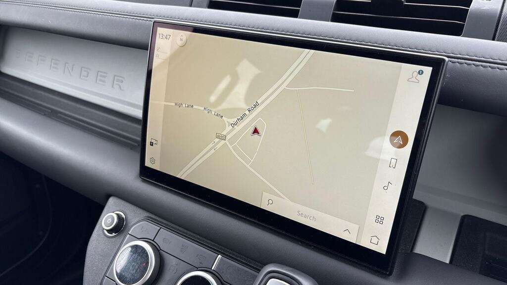 Used Land Rover Defender 2023 for sale - 76459890: Photo 11