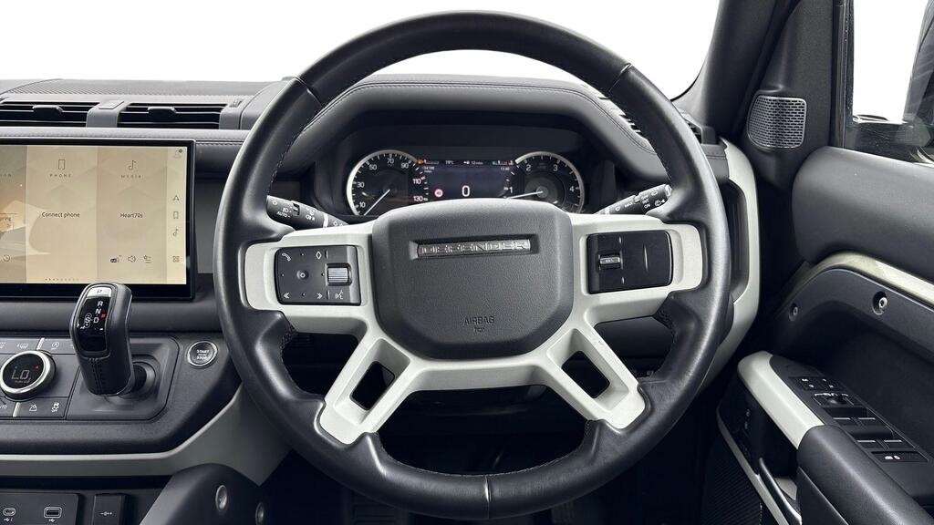 Used Land Rover Defender 2023 for sale - 76459890: Photo 15