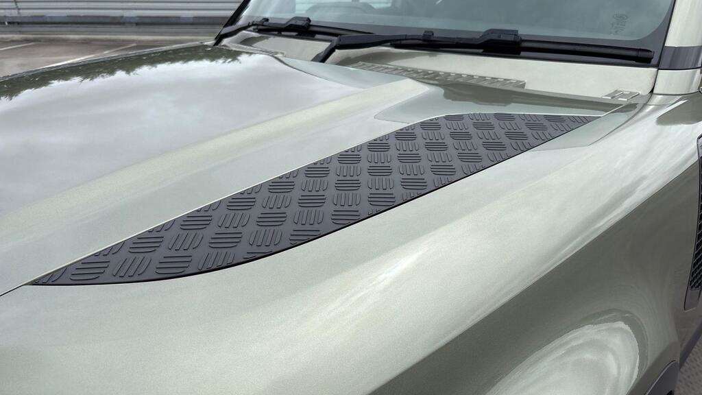 Used Land Rover Defender 2023 for sale - 76459890: Photo 20