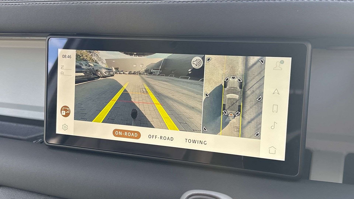 Used Land Rover Defender 2024 for sale - 76648928: Photo 12