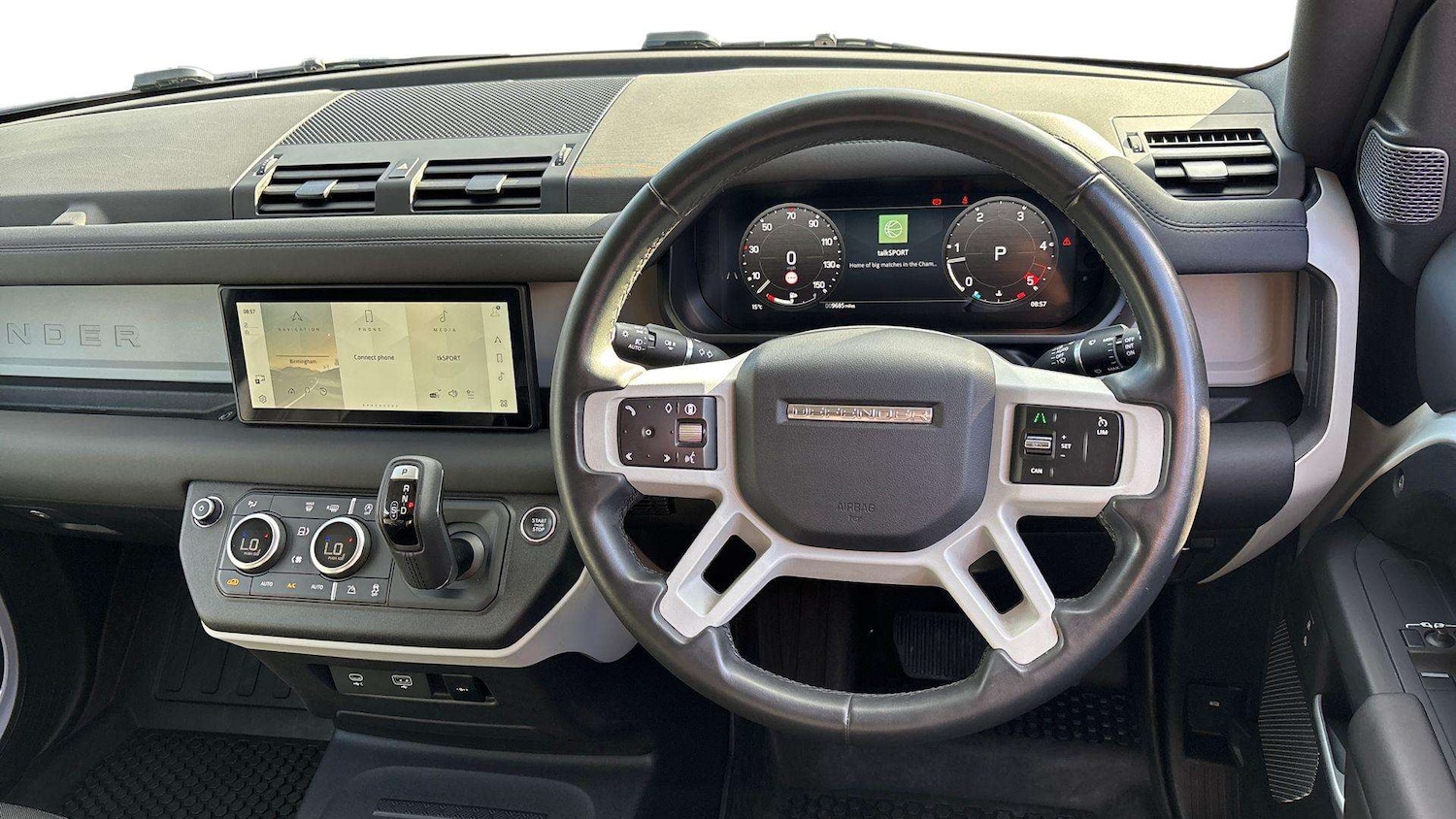 Used Land Rover Defender 2024 for sale - 76648928: Photo 15