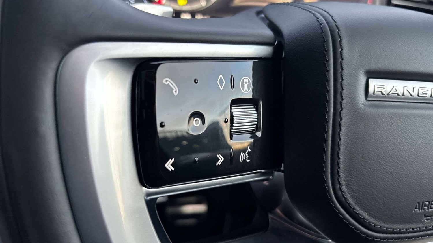 Used Land Rover Range Rover 2024 for sale - 76761124: Photo 30
