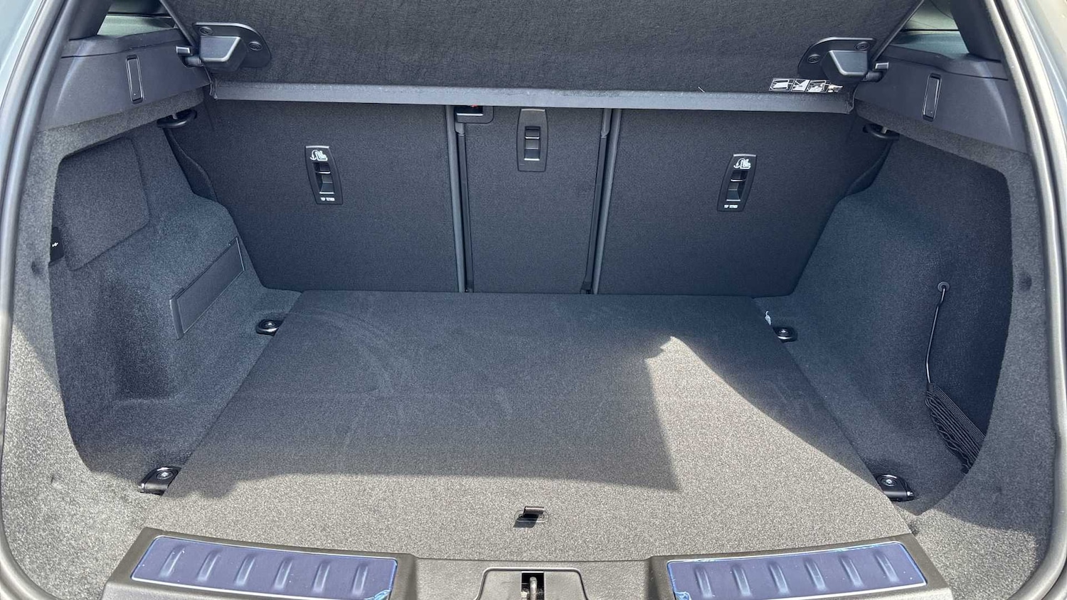 Used Land Rover Range Rover Evoque 2025 for sale - 76460477: Photo 10