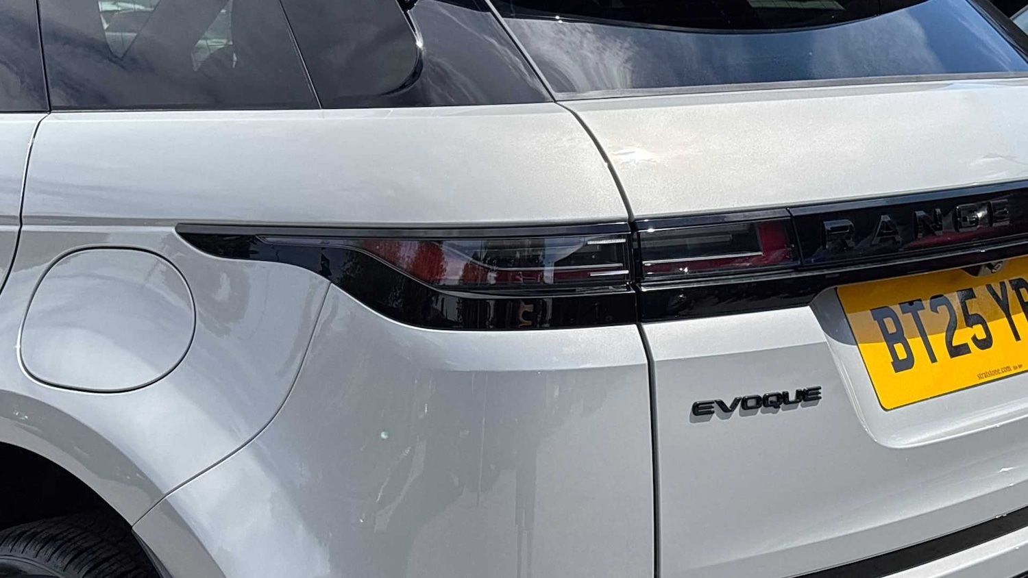 Used Land Rover Range Rover Evoque 2025 for sale - 76460477: Photo 19