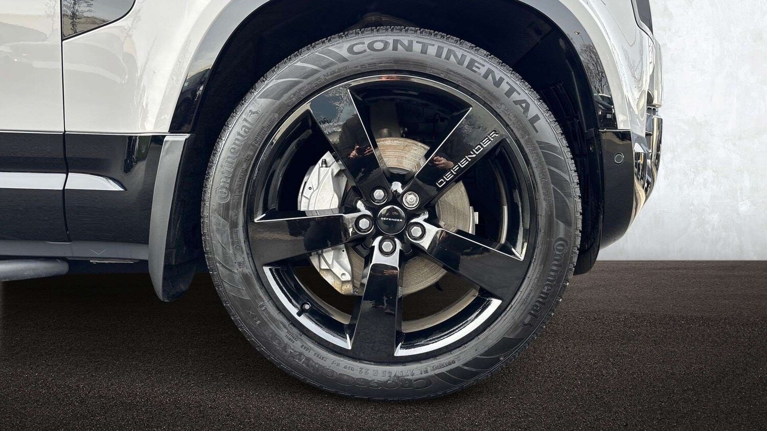 Used Land Rover Defender 2025 for sale - 78161654: Photo 8