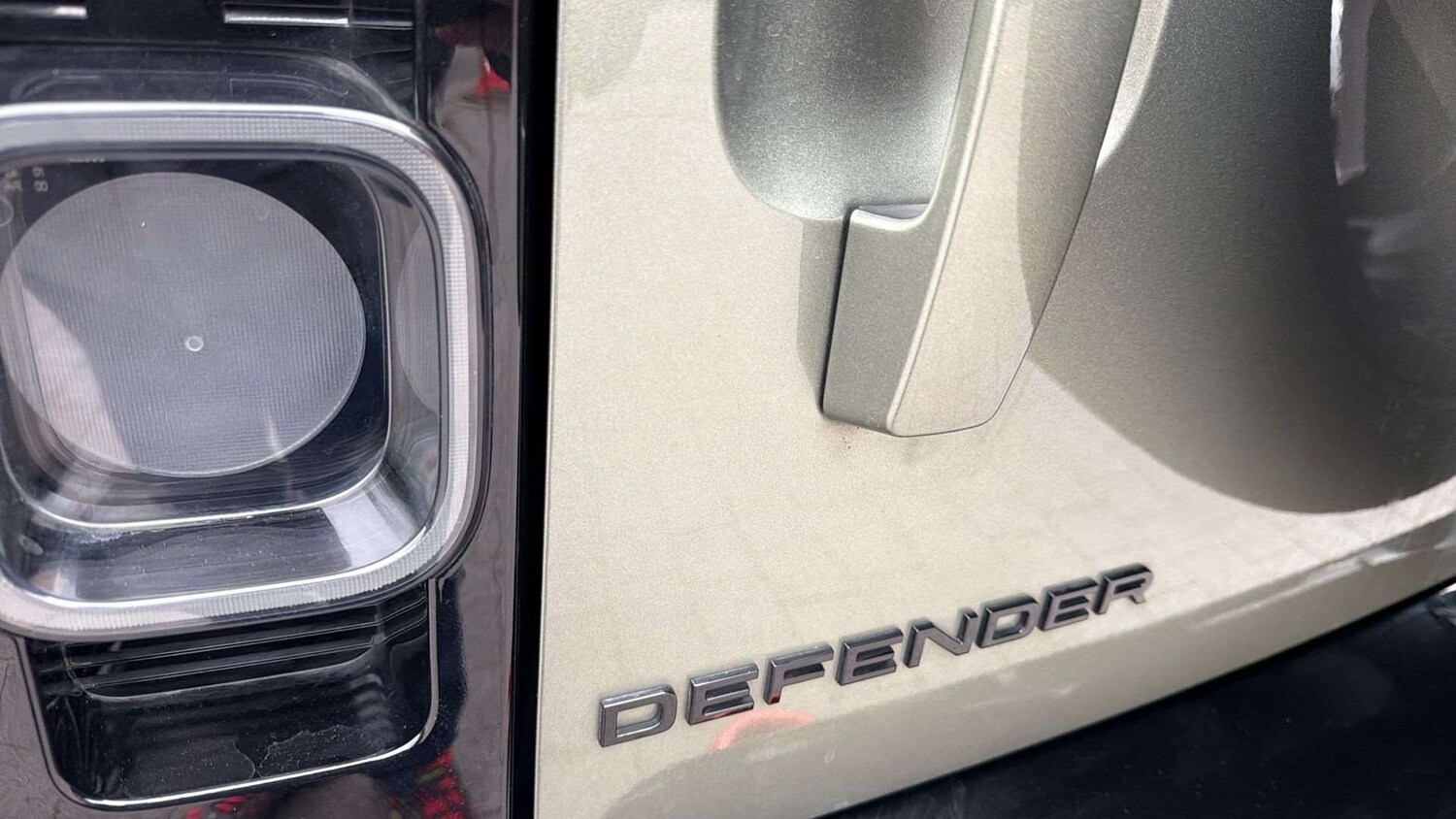 Used Land Rover Defender 2024 for sale - 77577389: Photo 19