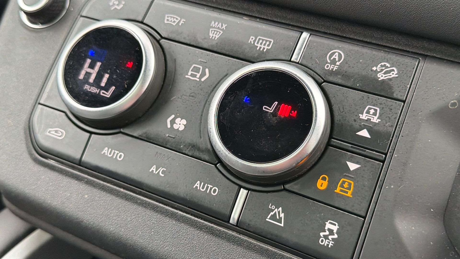 Used Land Rover Defender 2024 for sale - 77577389: Photo 22