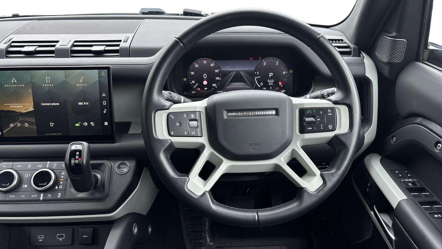 Used Land Rover Defender 2024 for sale - 76460237: Photo 15