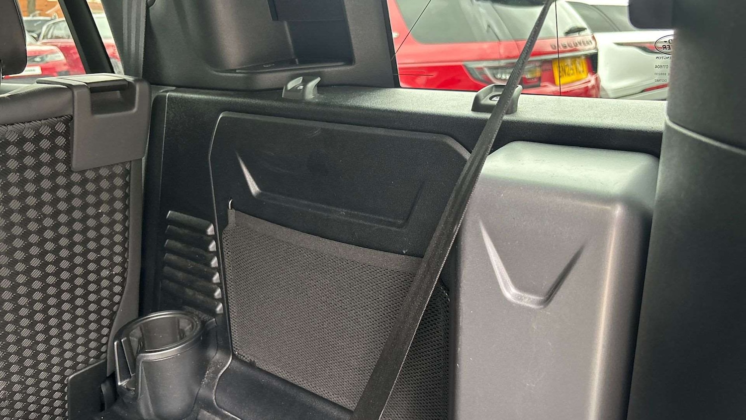 Used Land Rover Defender 2024 for sale - 76460237: Photo 27