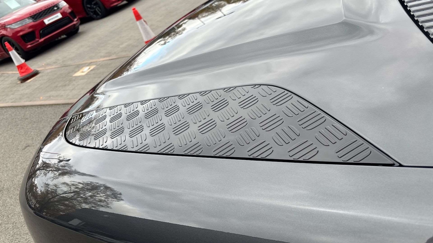 Used Land Rover Defender 2024 for sale - 76460237: Photo 28