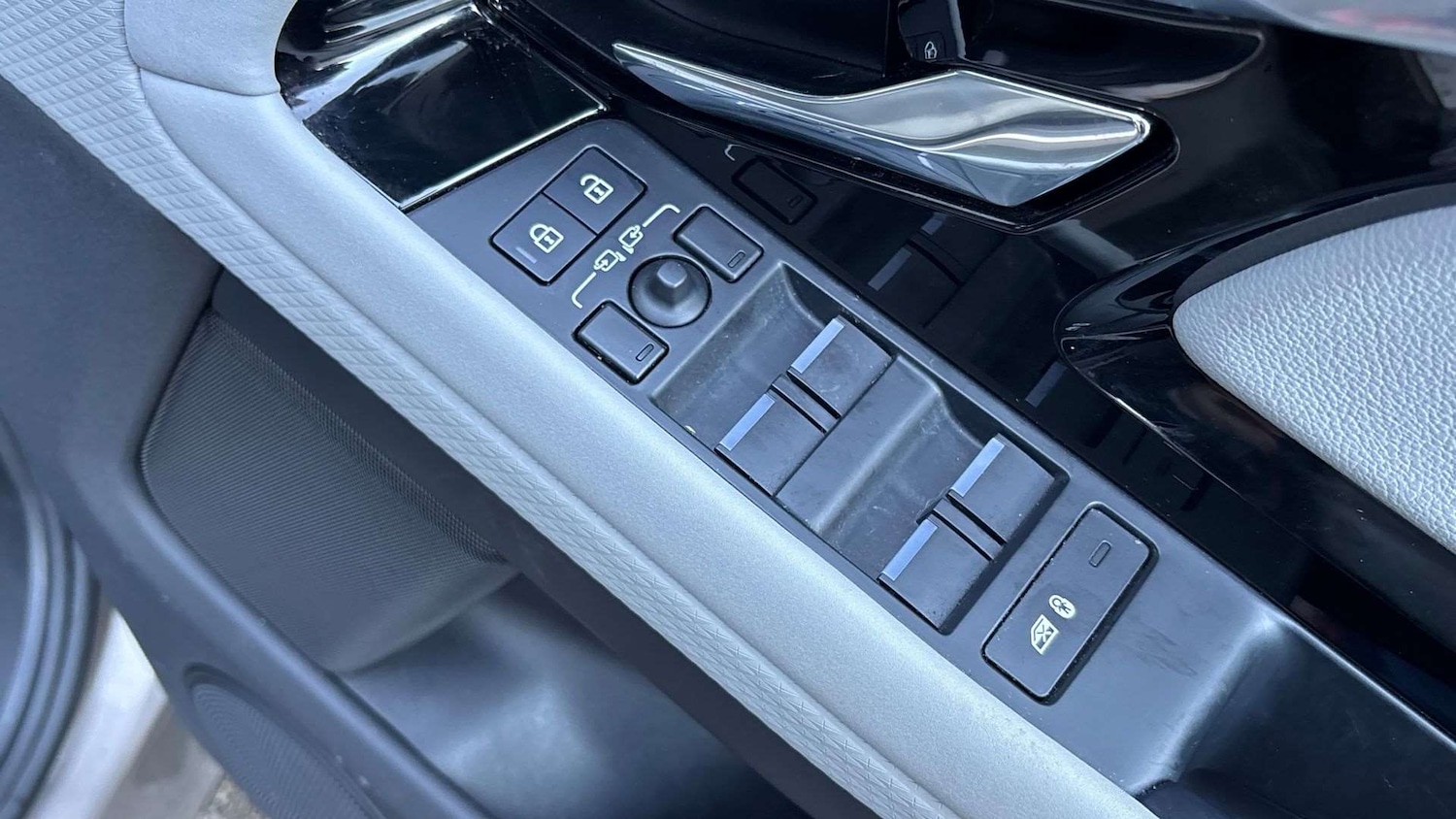 Used Land Rover Range Rover Evoque 2023 for sale - 77561059: Photo 25