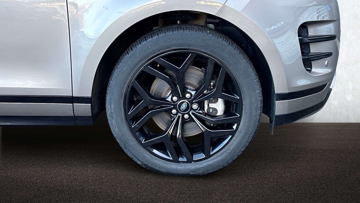 Used Land Rover Range Rover Evoque 2023 for sale - 77561059: Photo 8