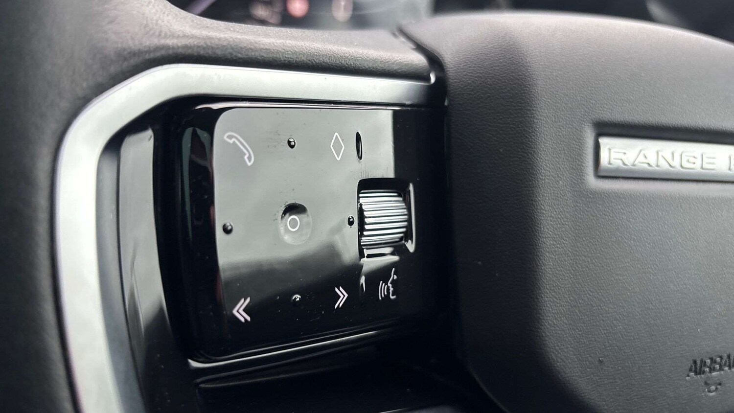 Used Land Rover Range Rover Evoque 2023 for sale - 76529221: Photo 33