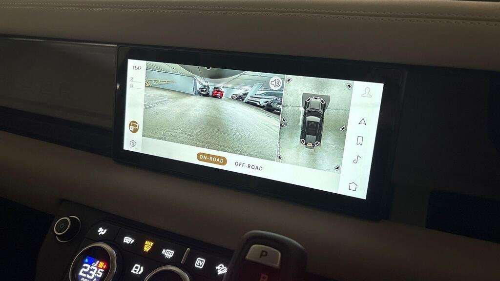 Used Land Rover Defender 2023 for sale - 76460449: Photo 12