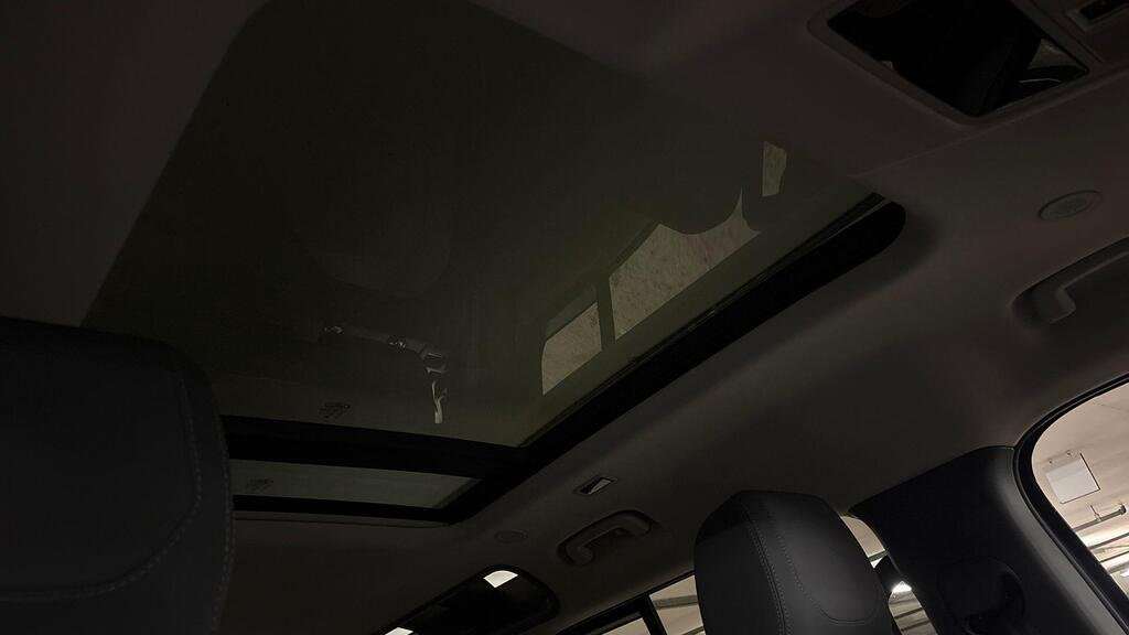 Used Land Rover Defender 2023 for sale - 76460449: Photo 21