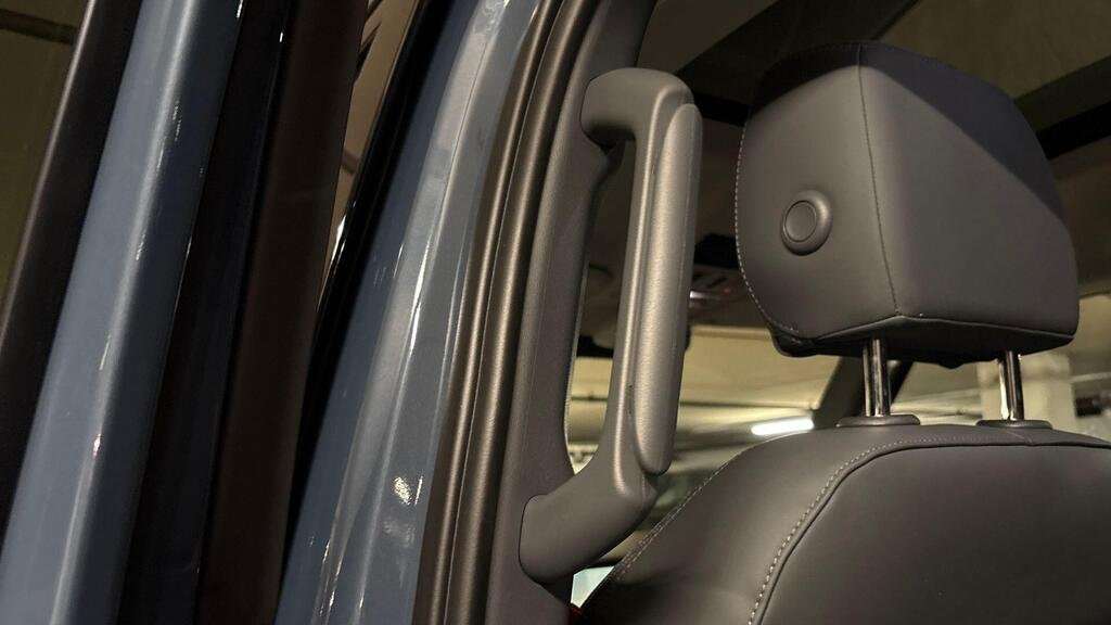 Used Land Rover Defender 2023 for sale - 76460449: Photo 35