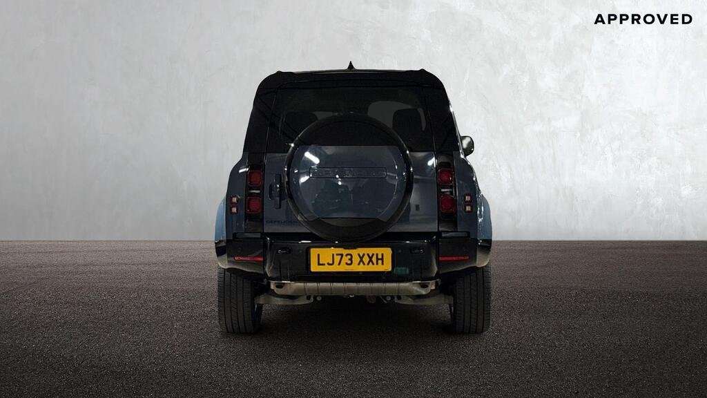 Used Land Rover Defender 2023 for sale - 76460449: Photo 6