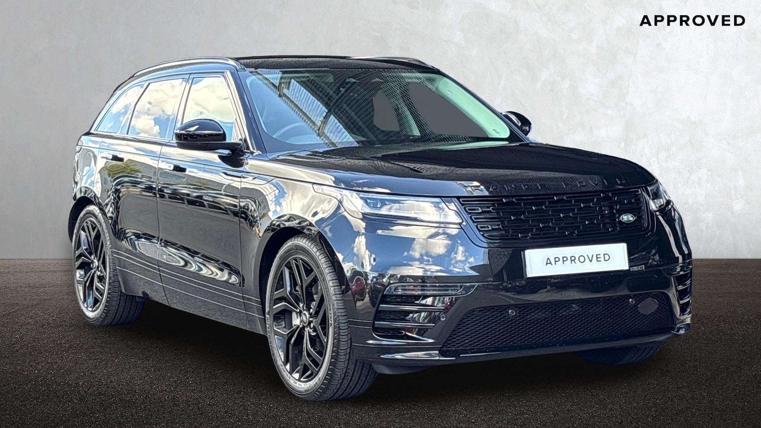 Used Land Rover Range Rover Velar 2025 for sale - 76460291: Photo 1