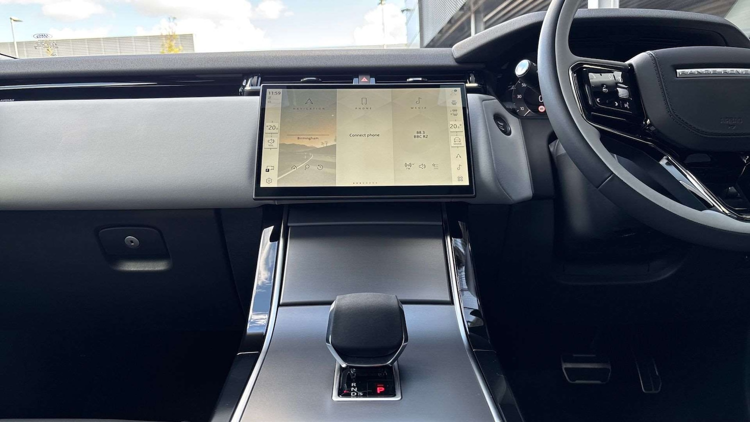 Used Land Rover Range Rover Velar 2025 for sale - 76460291: Photo 14