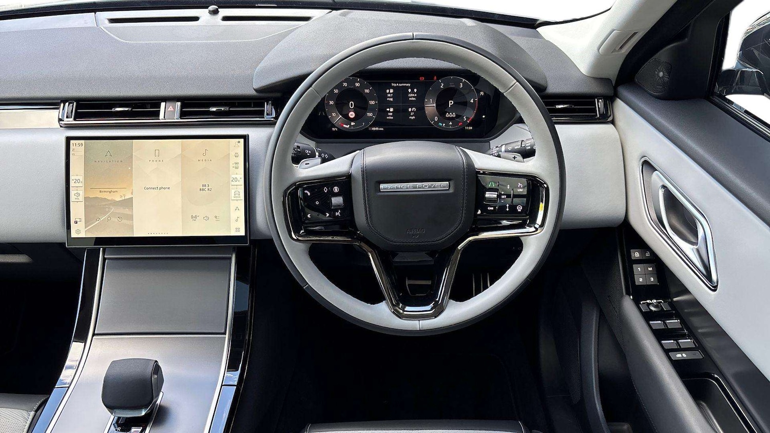 Used Land Rover Range Rover Velar 2025 for sale - 76460291: Photo 15