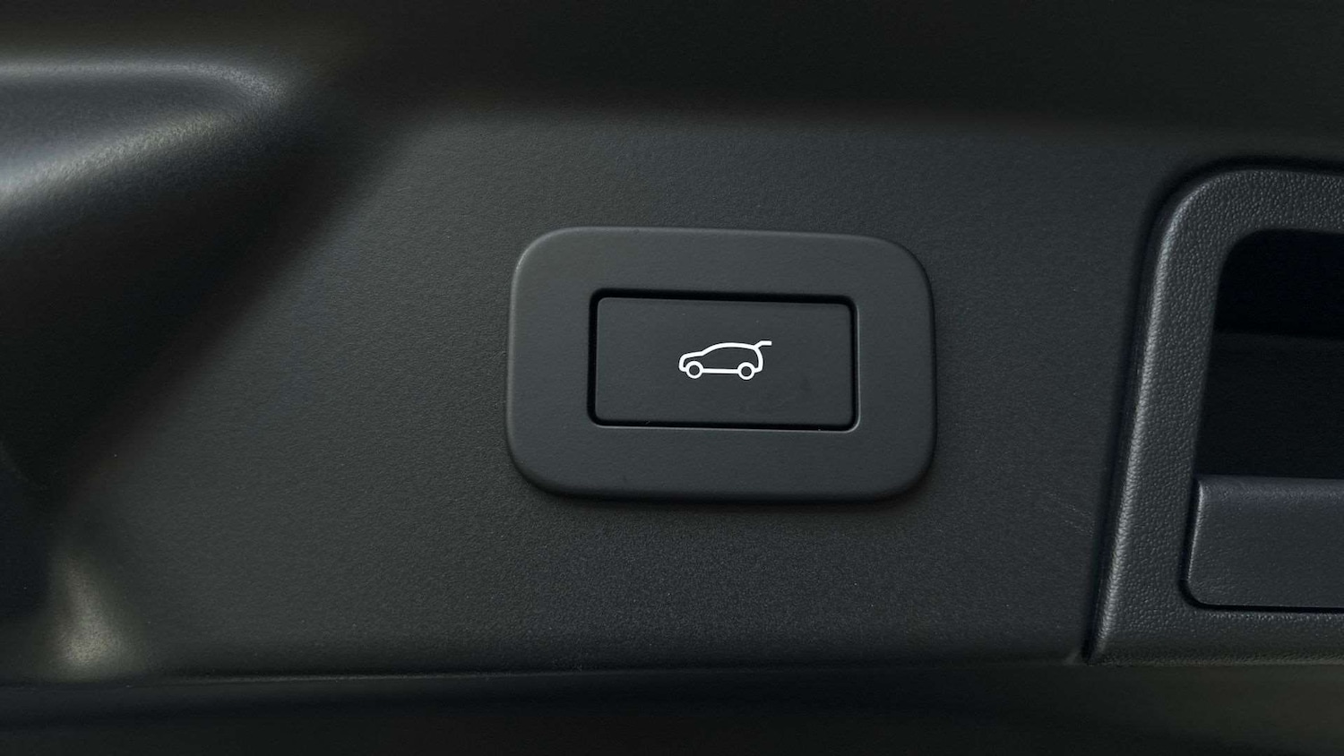 Used Land Rover Range Rover Velar 2025 for sale - 76460291: Photo 29