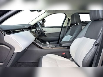 Used Land Rover Range Rover Velar 2025 for sale - 76460291: Photo