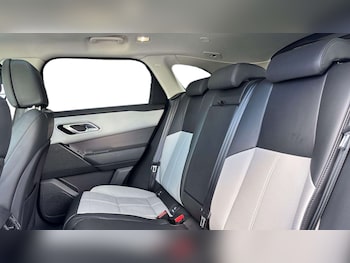 Used Land Rover Range Rover Velar 2025 for sale - 76460291: Photo