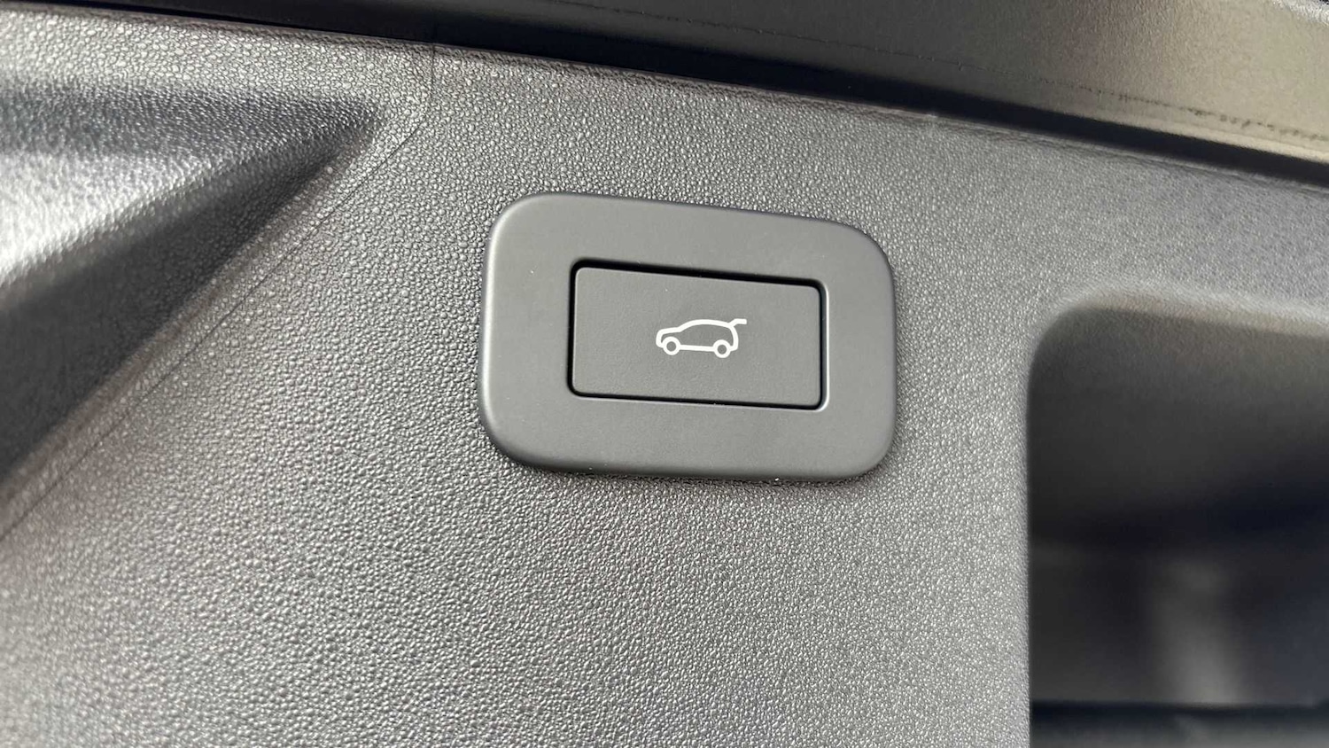 Used Land Rover Discovery Sport 2025 for sale - 76460325: Photo 29