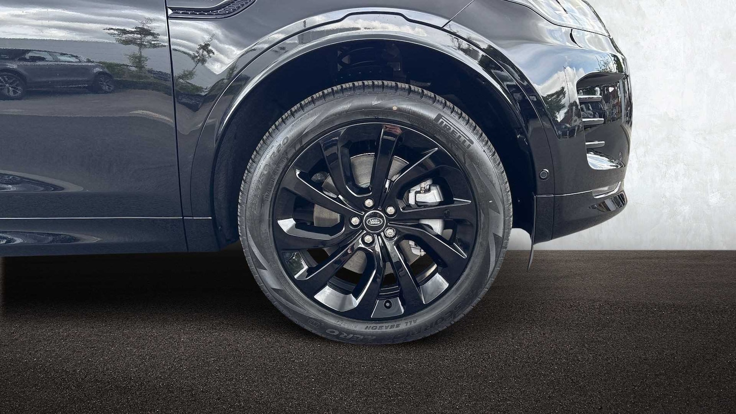 Used Land Rover Discovery Sport 2025 for sale - 76460325: Photo 8