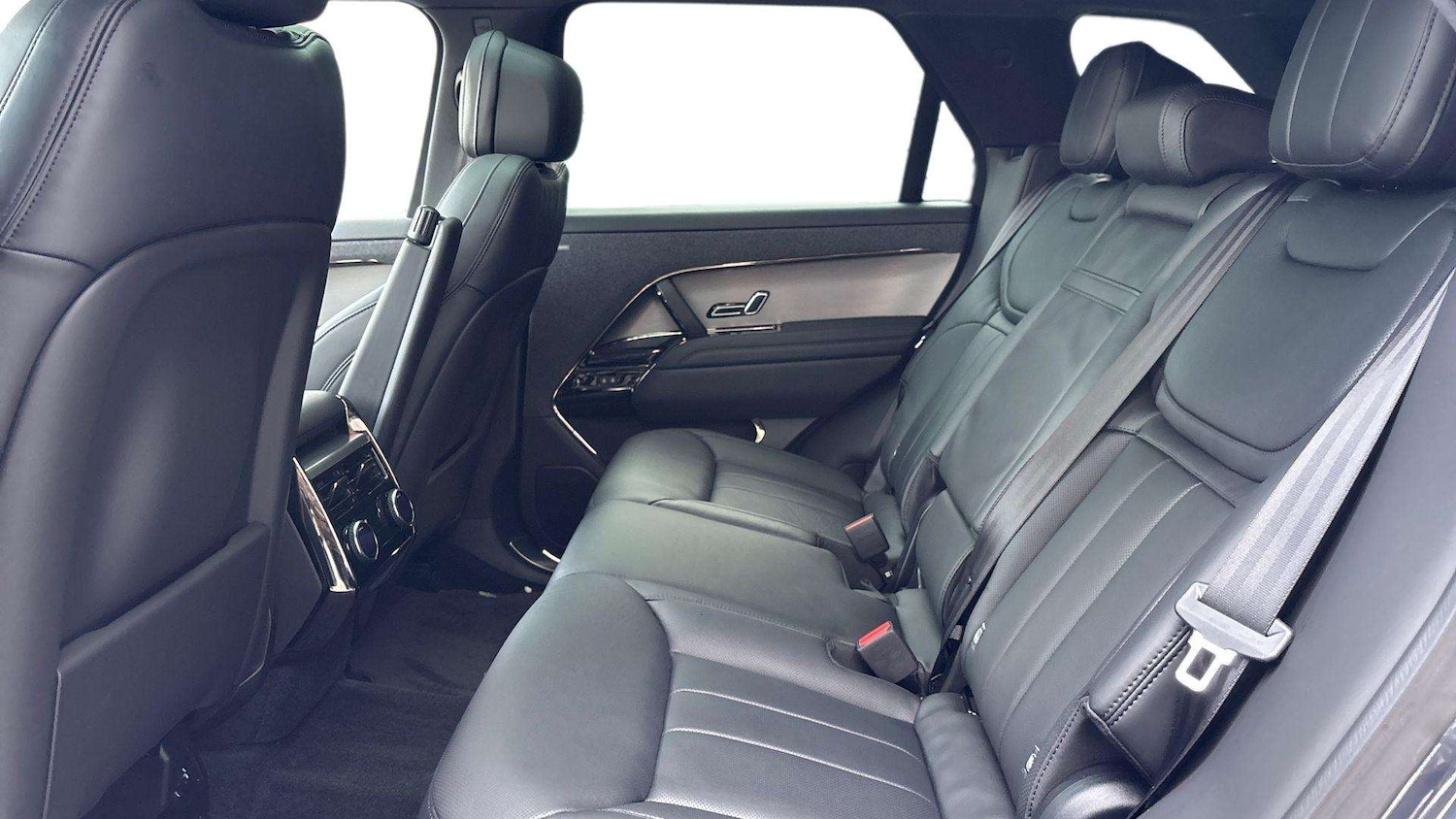 Used Land Rover Range Rover Sport 2025 for sale - 77472461: Photo 4