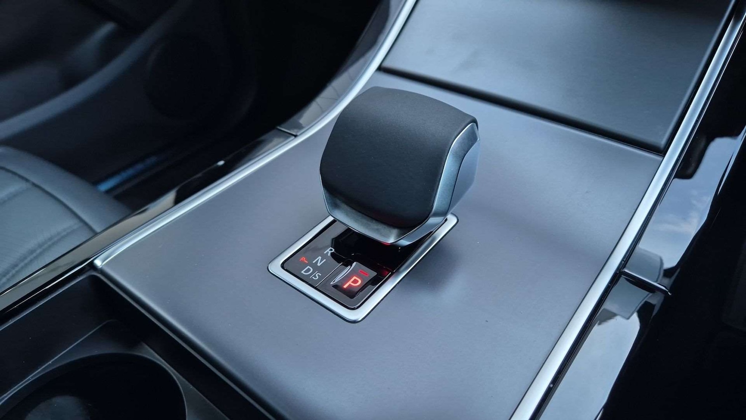 Used Land Rover Range Rover Evoque 2025 for sale - 76610516: Photo 13