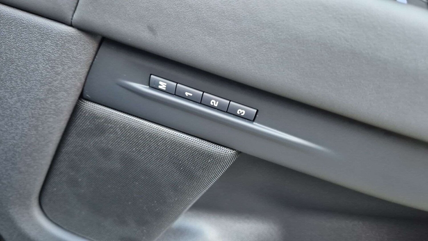 Used Land Rover Range Rover Evoque 2025 for sale - 76610516: Photo 25