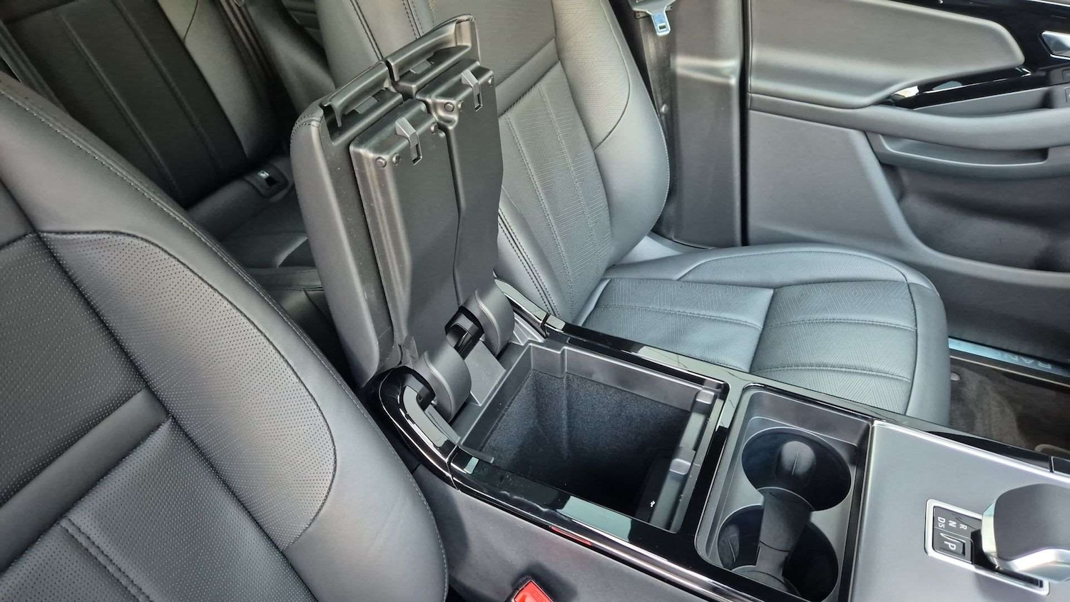 Used Land Rover Range Rover Evoque 2025 for sale - 76610516: Photo 31