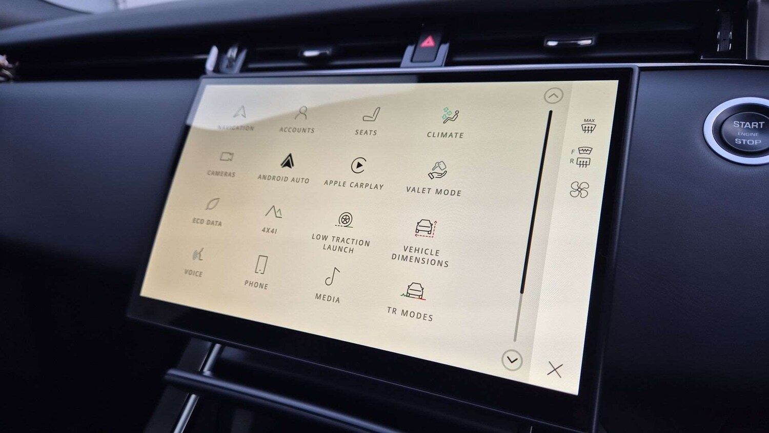 Used Land Rover Range Rover Evoque 2025 for sale - 76610516: Photo 33