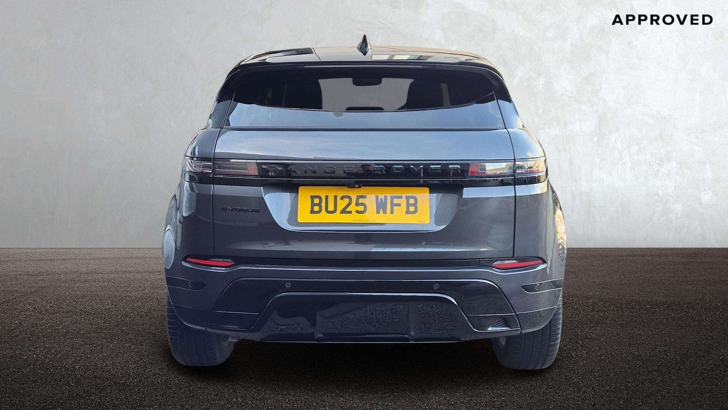 Used Land Rover Range Rover Evoque 2025 for sale - 76610516: Photo 6