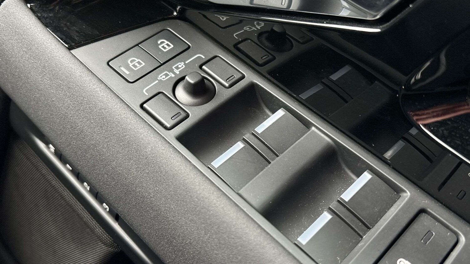 Used Land Rover Range Rover Evoque 2024 for sale - 77661246: Photo 34