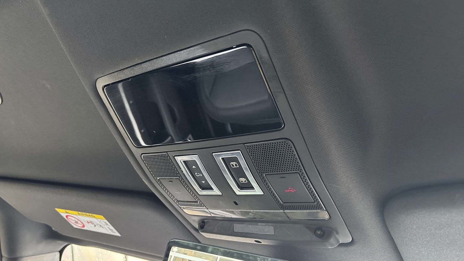 Used Land Rover Defender 2023 for sale - 76460507: Photo 23