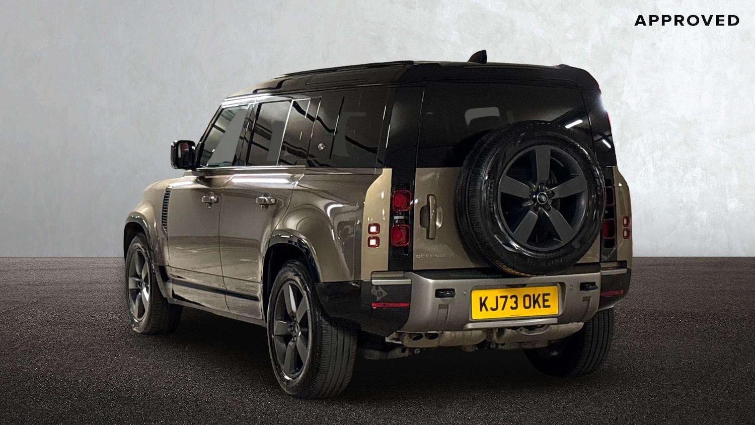 Used Land Rover Defender 2024 for sale - 77373895: Photo 2