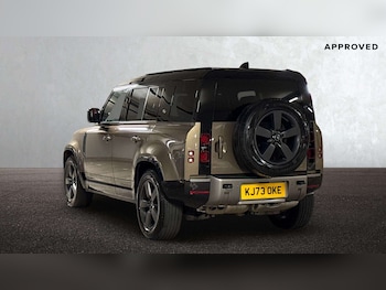 Used Land Rover Defender 2024 for sale - 77373895: Photo