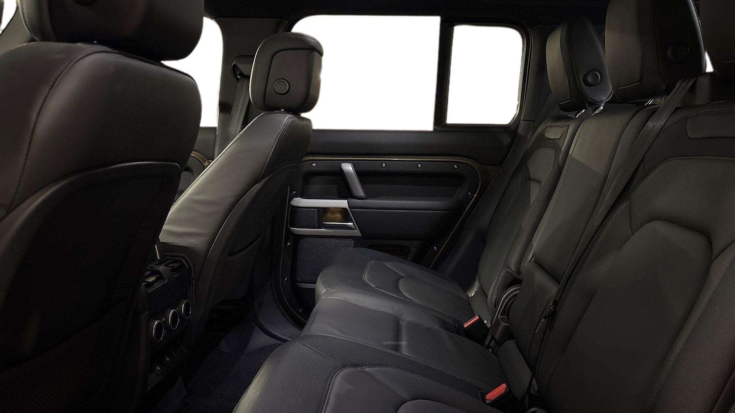 Used Land Rover Defender 2024 for sale - 77373895: Photo 4