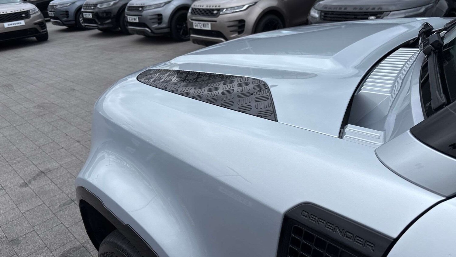 Used Land Rover Defender 2023 for sale - 78221316: Photo 28