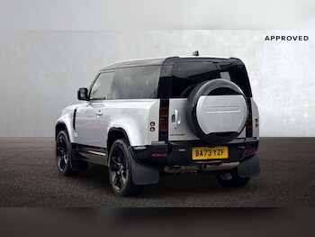 Used Land Rover Defender 2023 for sale - 78221316: Photo
