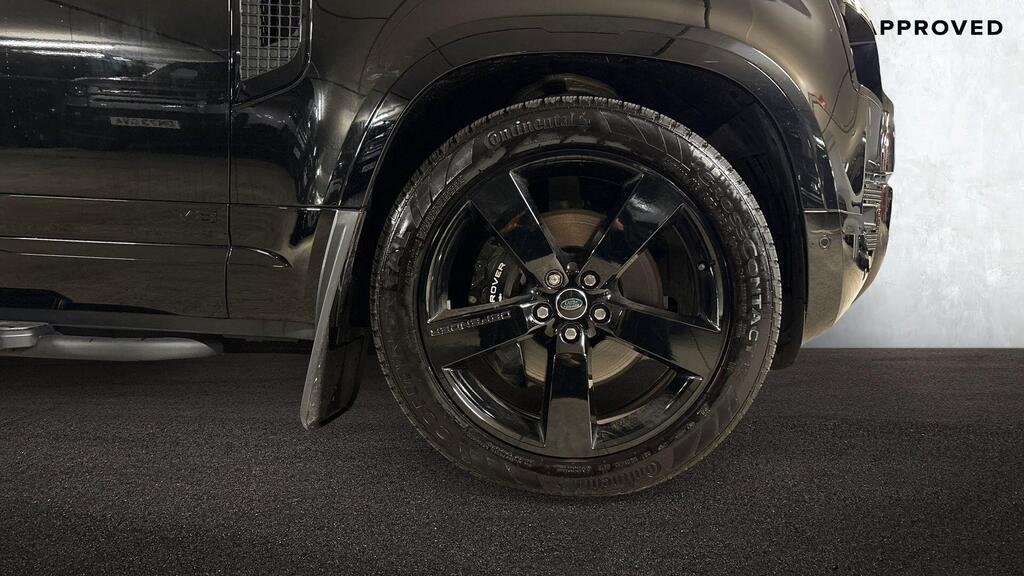 Used Land Rover Defender 2024 for sale - 76460336: Photo 8