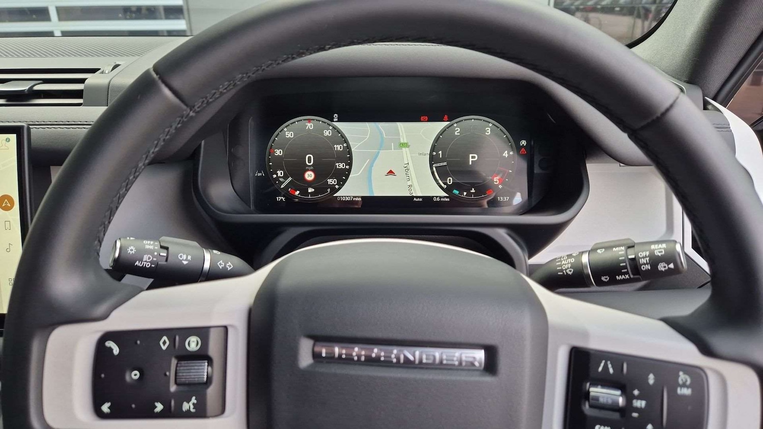 Used Land Rover Defender 2024 for sale - 76460177: Photo 16