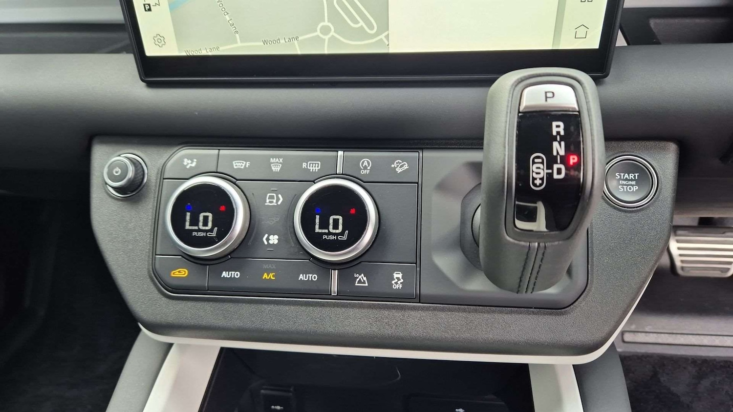 Used Land Rover Defender 2024 for sale - 76460177: Photo 22