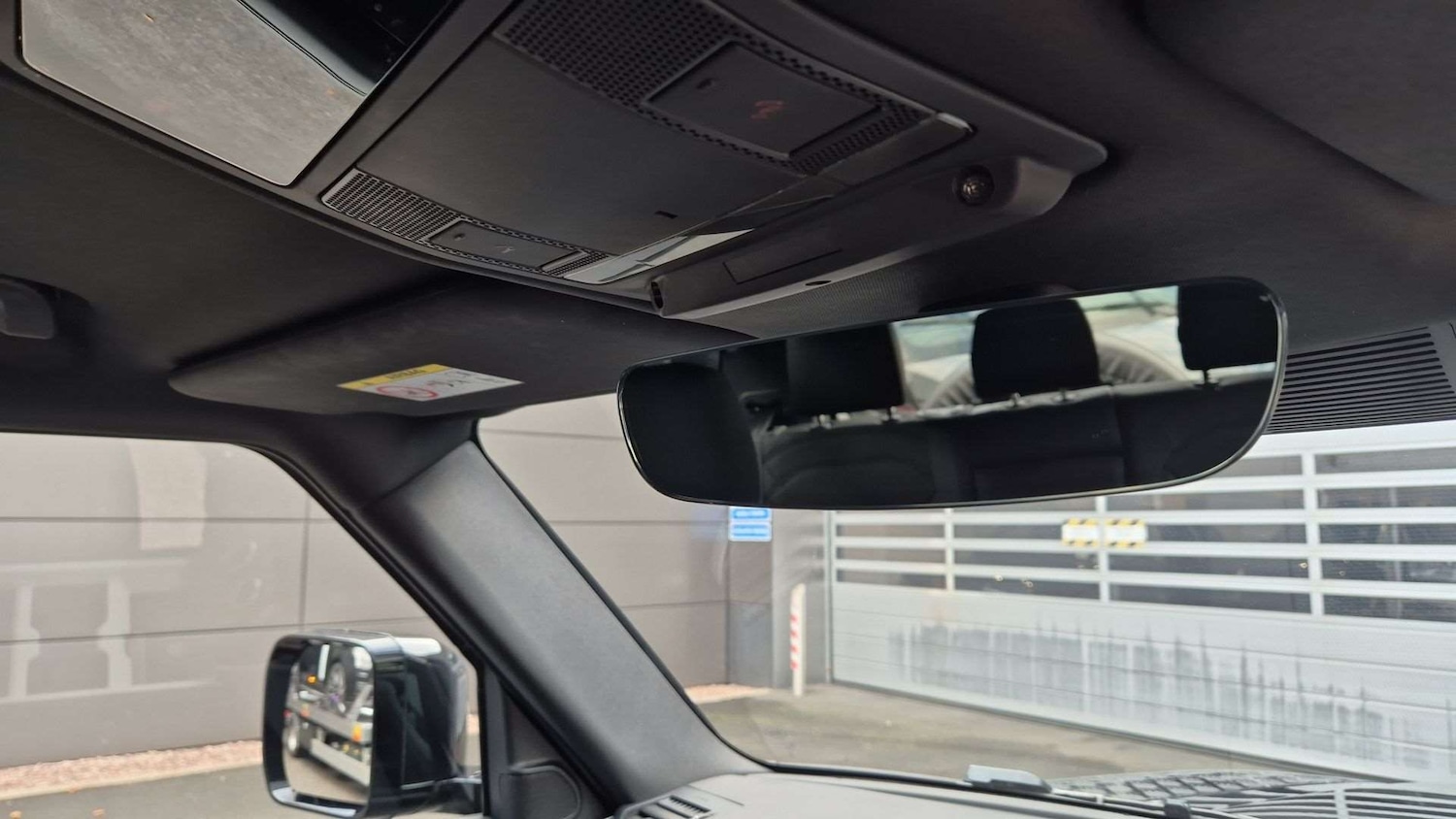 Used Land Rover Defender 2024 for sale - 76460177: Photo 23