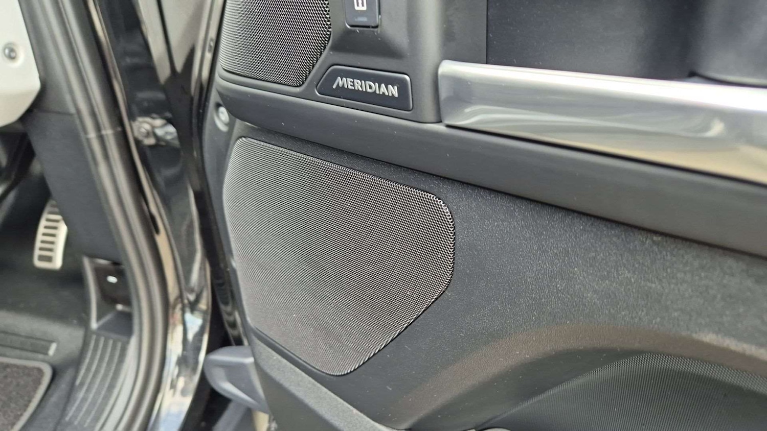 Used Land Rover Defender 2024 for sale - 76460177: Photo 24