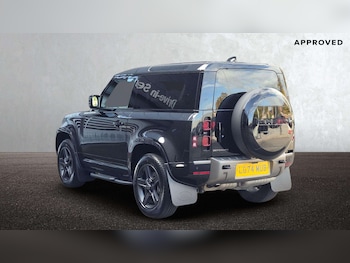 Used Land Rover Defender 2024 for sale - 76460177: Photo